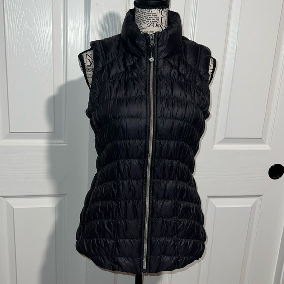 Athleta Vest - Picture 1 of 7
